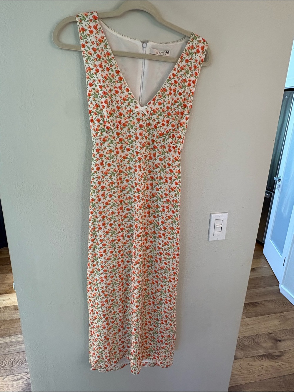 Ditsy Floral Romantic Midi Dress